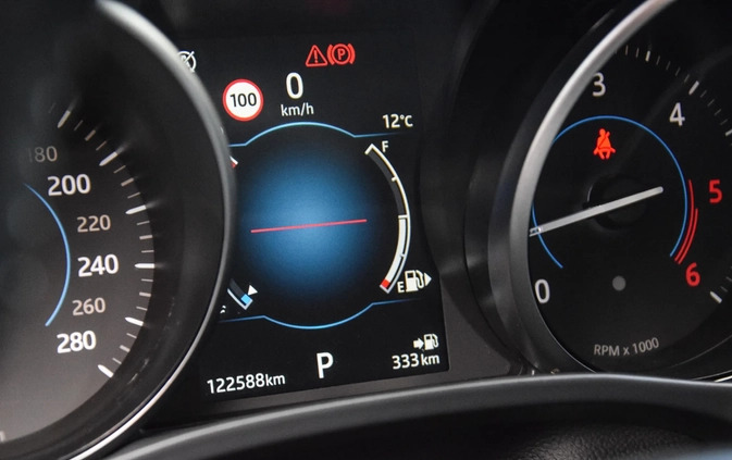 Jaguar F-Pace cena 119000 przebieg: 122588, rok produkcji 2018 z Skwierzyna małe 191